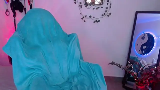  Eve_Blue77 chat room