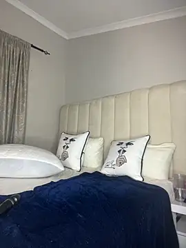 Bustygoddess32