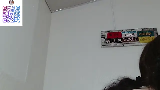 Victoria_Fountain from StripChat is Freechat