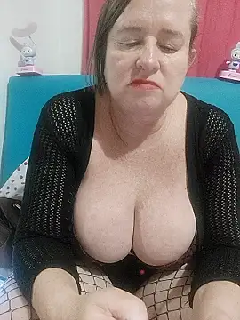 miss-tetas - Miss-tetas's free webcam