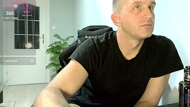 succubus5879 - Succubus5879's free webcam - UK Sex Cams