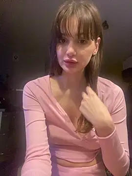 SoShyEmmyyy