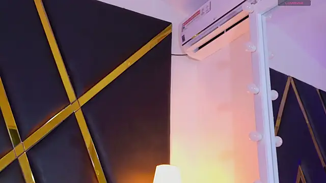 adel_nesbiit - Adel_Nesbiit's free webcam