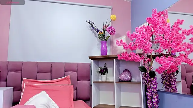 sharonliam - Sharonliam's free webcam - UK Sex Cams