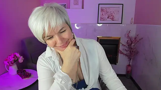 carmensoft - CarmenSoft's free webcam - UK Sex Cams