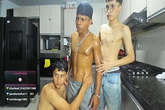 Crazyboys_hot
