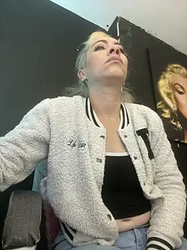 viktoria_davis_ - Viktoria_davis_'s free webcam - UK Sex Cams