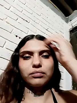 alis_1327 - Alis_1327's free webcam - UK Sex Cams