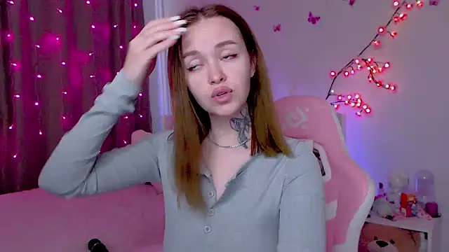 Naughty_Mable