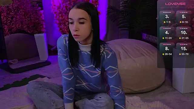  LilithStrangfor chat room