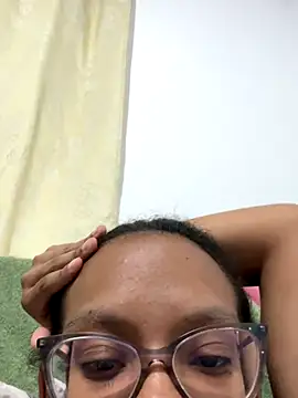 Curly_lily