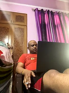 Dick_6inches_Delhi