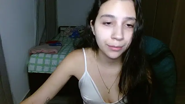 mia__lopez_