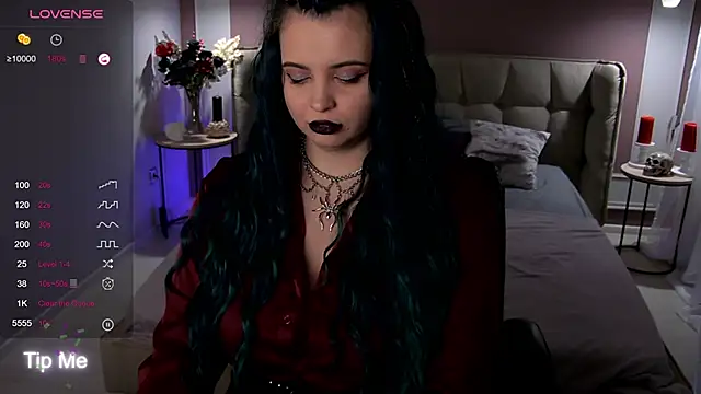 Miss_Maya_Mils