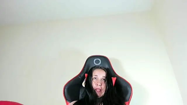 hot-nikol