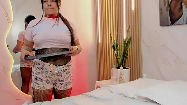 Daphne81_