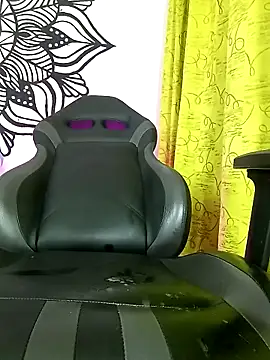 angela_bigdick