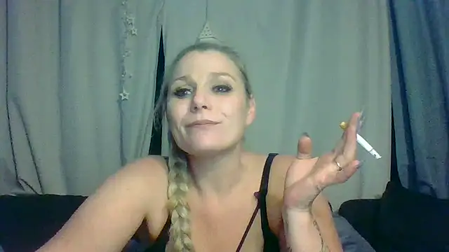  DevilsAngel13 chat room