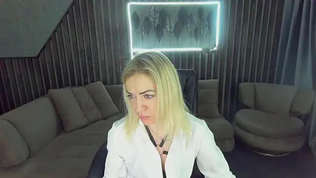 anna_snows - Anna_Snows's free webcam - UK Sex Cams