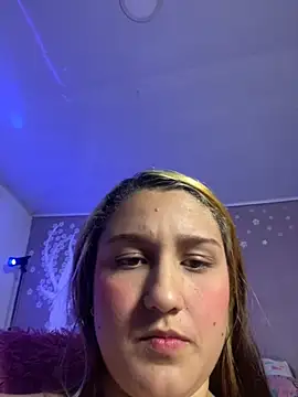 saraygomez_thequeensquirt