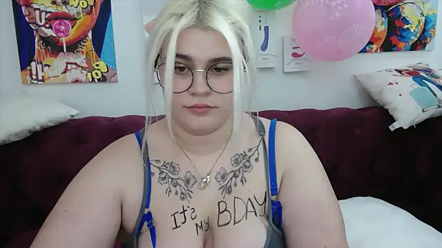 Amber_Monro