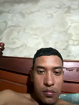 suarezz - Suarezz's free webcam - UK Sex Cams