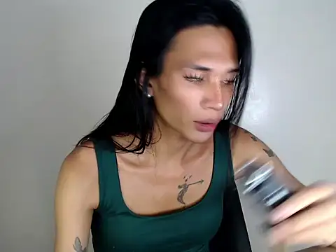 kate_69x