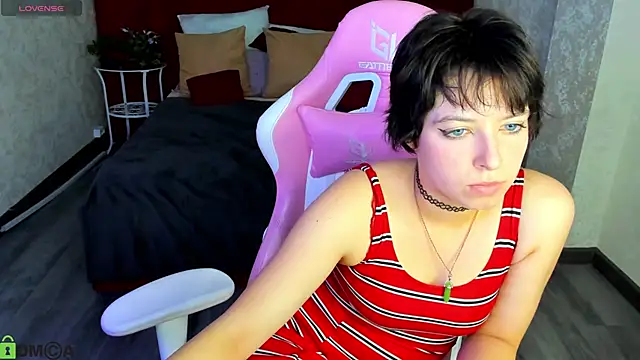  Sara_Frayer chat room