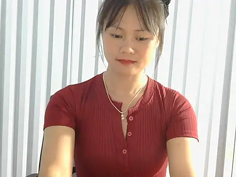 Sisi_dy01