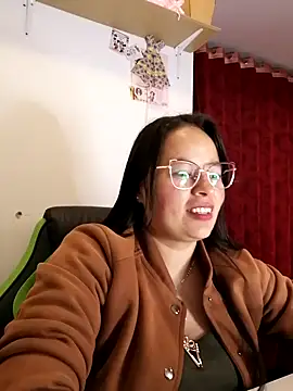 Natasha_leon_