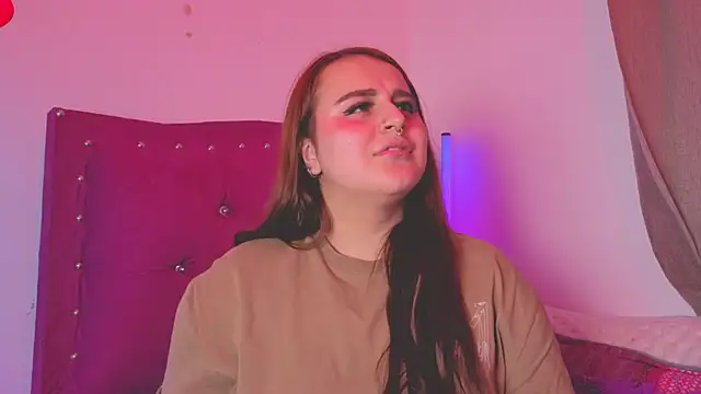 evy_orange1 - Evy_orange1's free webcam - UK Sex Cams