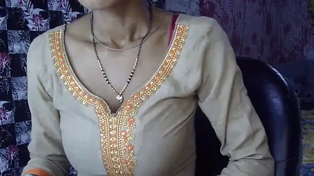 Sexy_Heena69