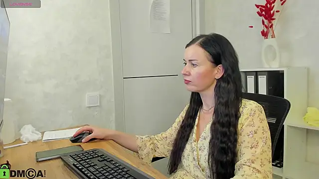 Stella_Leon