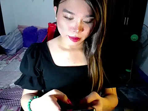 sofiathe1st - Sofiathe1st's free webcam - UK Sex Cams