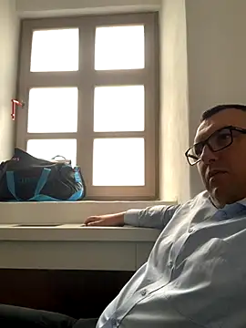 mike8523 - Mike8523's free webcam