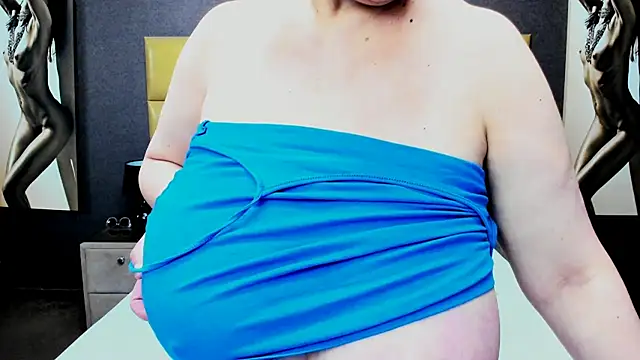 kiraleila - KiraLeila's free webcam - UK Sex Cams
