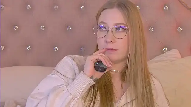 MiaEuphoria_