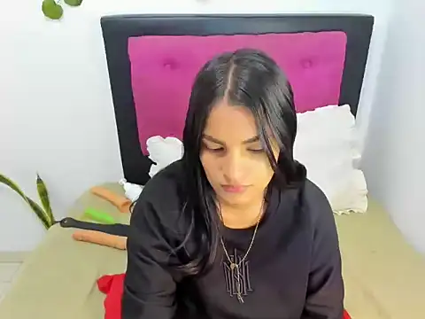 AlondraFoxx