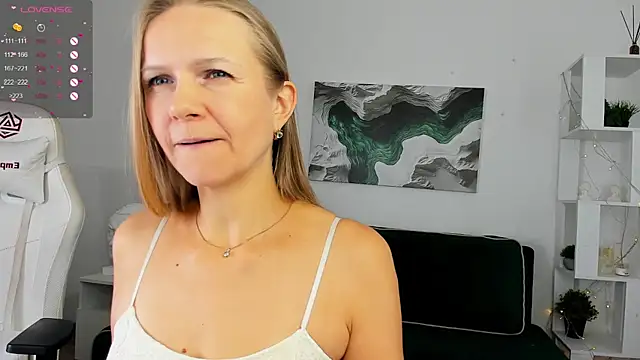eliza_wilsoon - Eliza_Wilsoon's free webcam