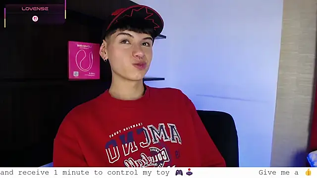  Ezra_Storm chat room