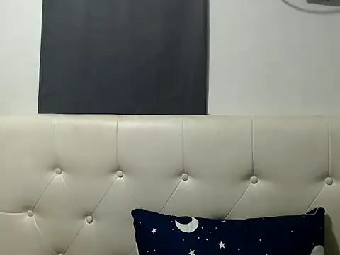 hugecock_petite