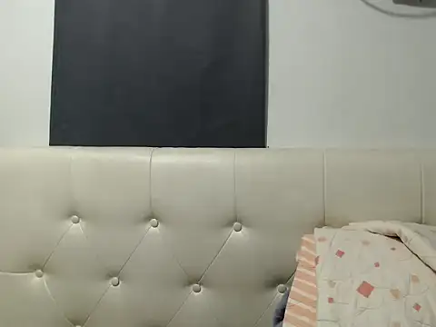 hugecock_petite