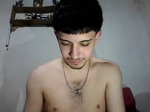 elvergonn2105 - Elvergonn2105's free webcam