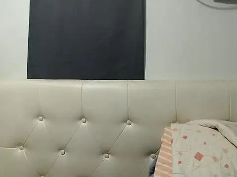 hugecock_petite