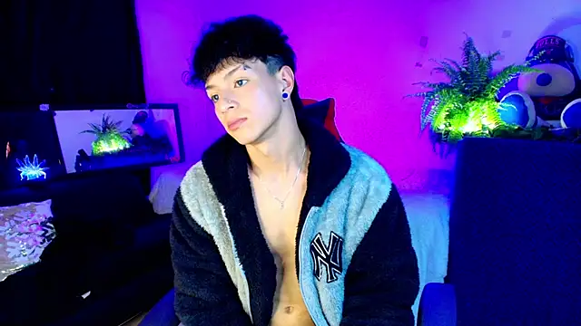 twink_sebas_