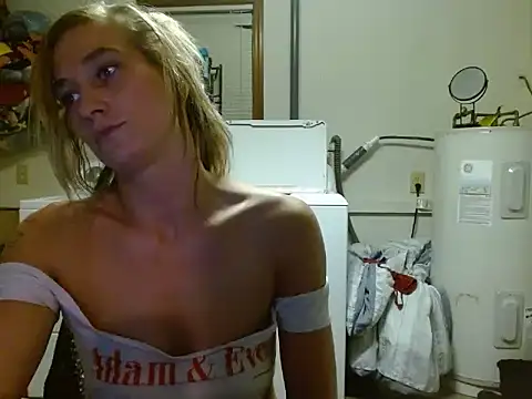 missymilf live cam screenshot female from United States on SexOnline.top – Live Cams, Videos, GIFs & Chat