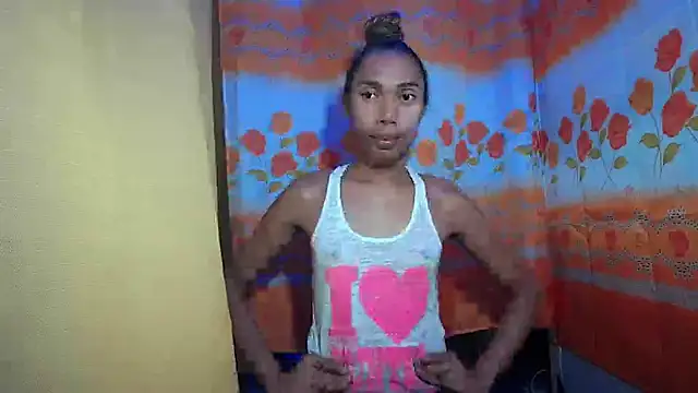 Ruffa_Starr