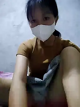 Lilyy-y
