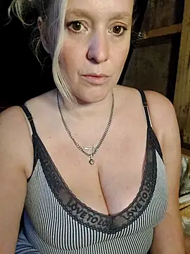Bouncy-Bella28X
