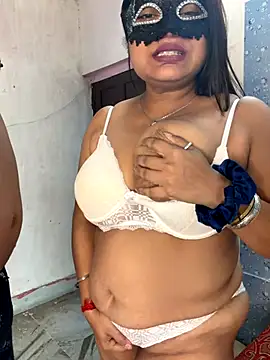 Indiancouple35